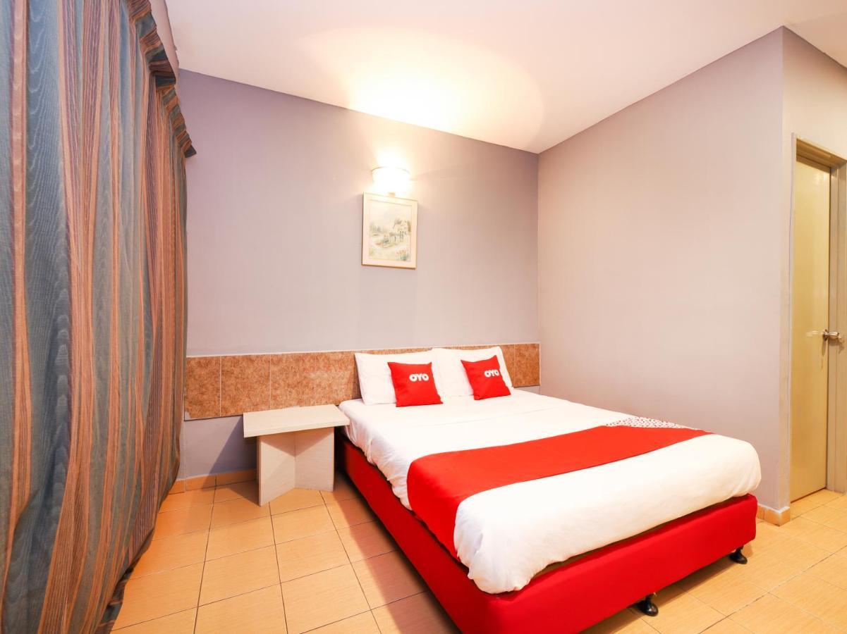 OYO 89676 Hotel 22 Seremban Exterior foto