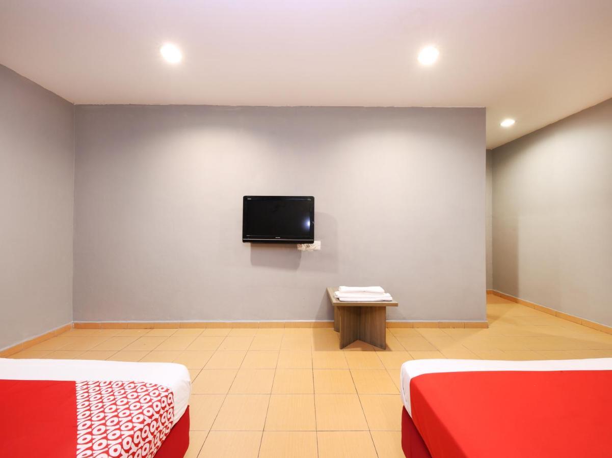 OYO 89676 Hotel 22 Seremban Exterior foto
